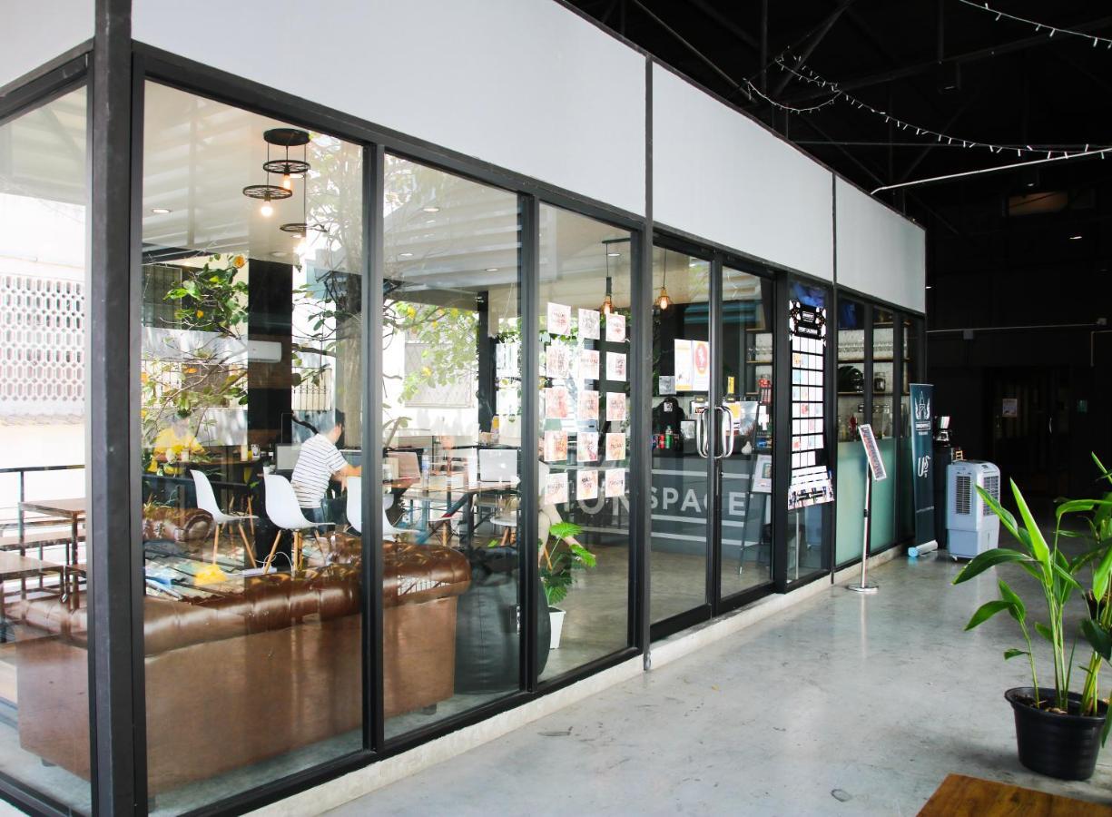 The Capsule By Unionspace (Adults Only) Bangkok Ngoại thất bức ảnh